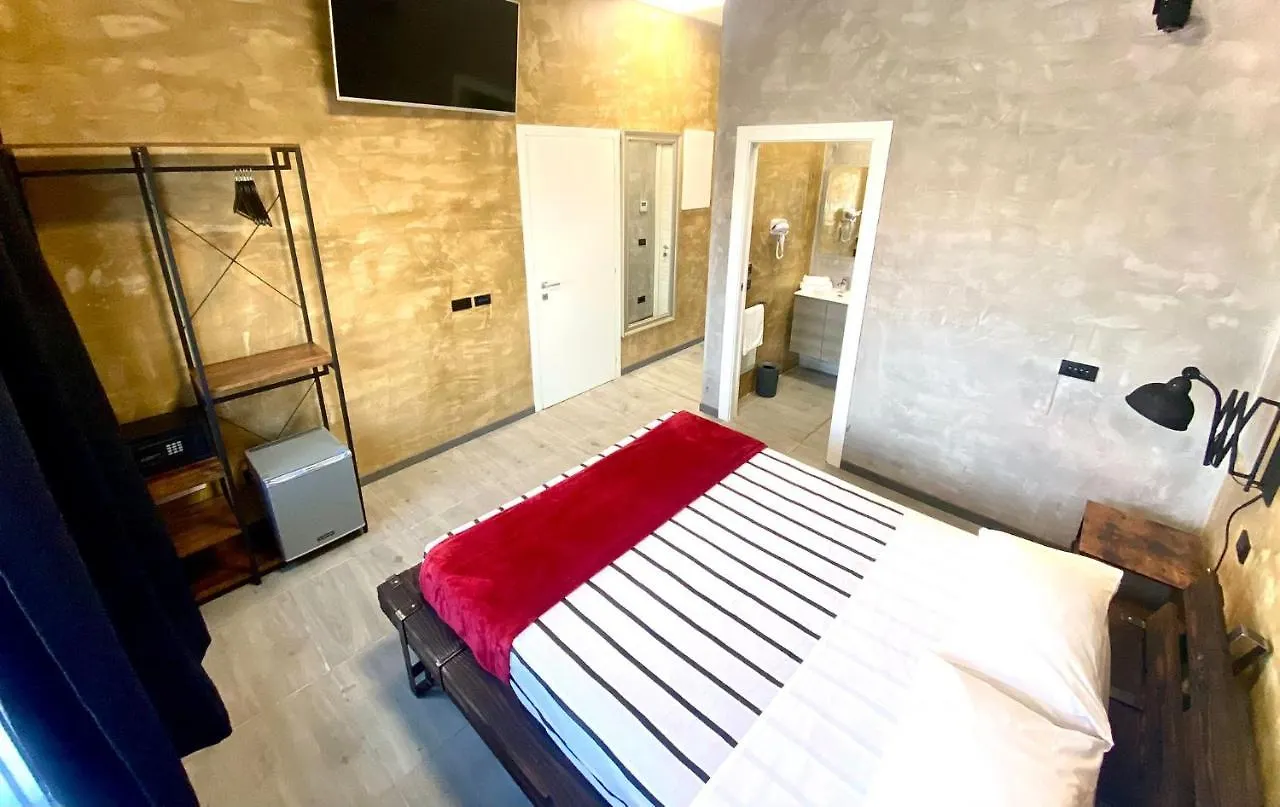 Hotel Tech Brembate 0*,  Italy
